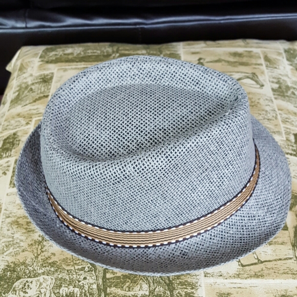 Banded Straw Hat - Picture 3 of 6